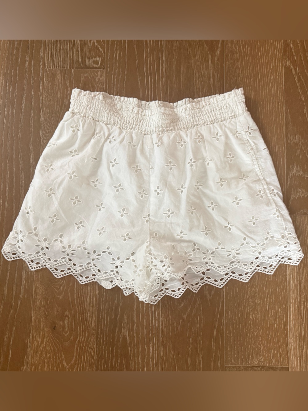 Marea - EMILY EYELET SHORTS - WHITE - M